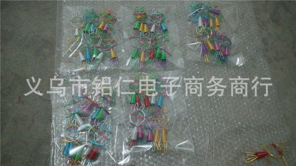 景區創意家居 萌萌噠彩色鋁絲DIY兔斯基飾品 金屬工藝品批發定做